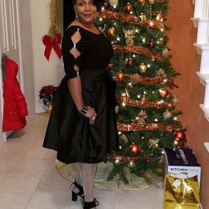 Meet your Posher, Cynthia